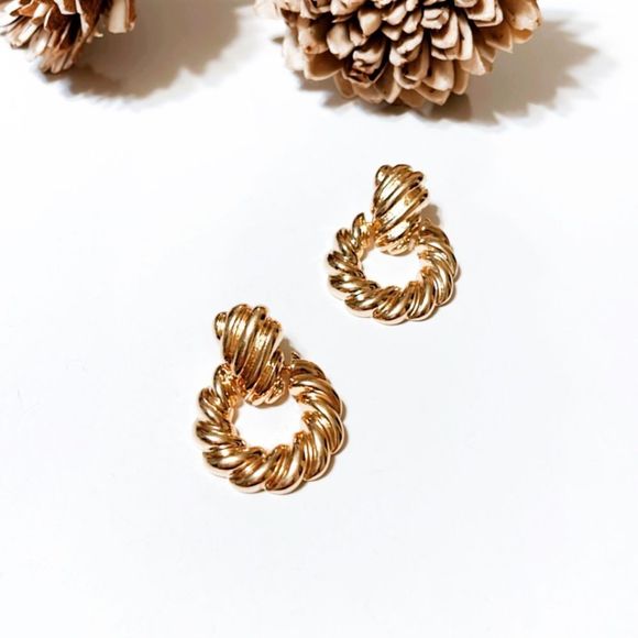 Rya hoop earrings in gold M84 - Picture 2 of 6